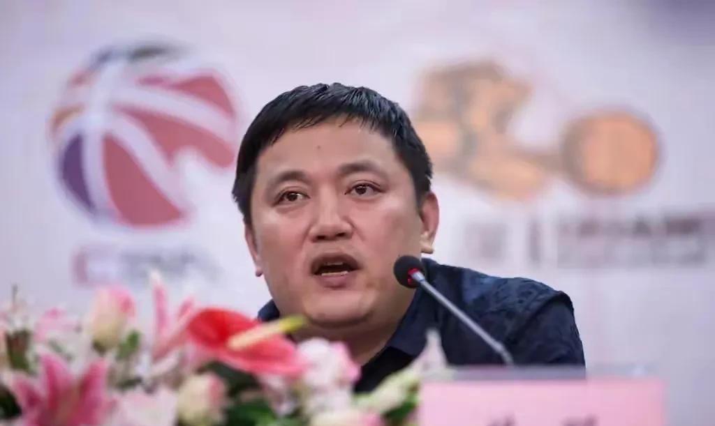 老板停赛，孙铭徽不停赛，广厦队冲击冠军没影响！CBA公司和篮协，最终对于广厦处