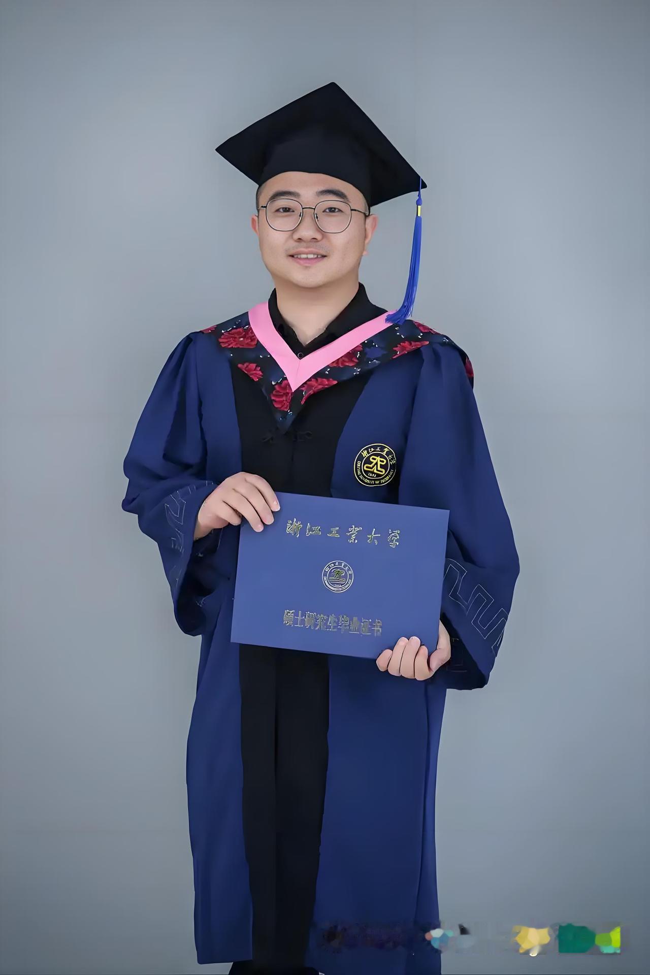 一个33岁硕士研究生毕业的儿子，竟然要与亲生妈妈断绝母子关系。他的爸爸会家暴