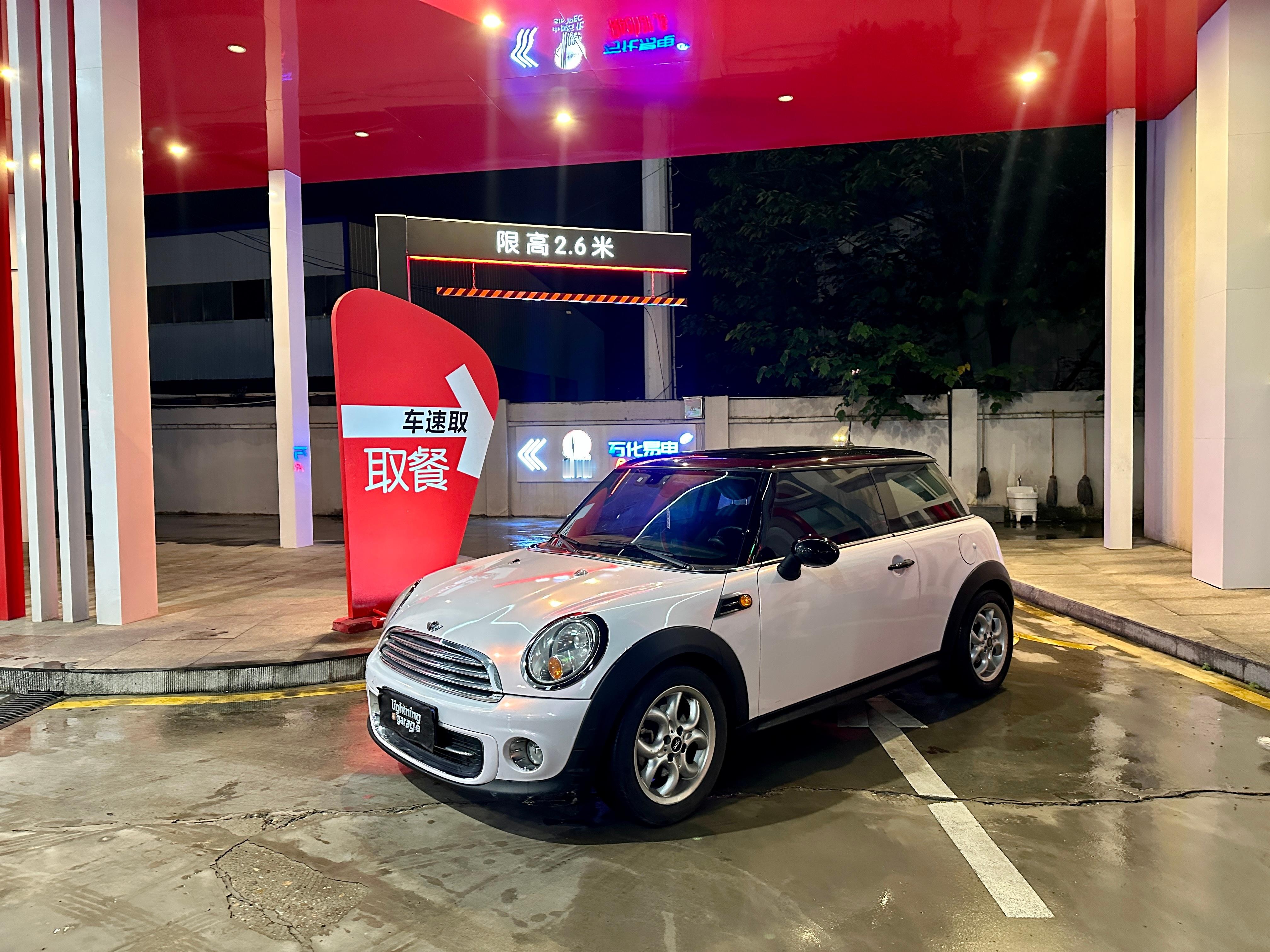 12年MINICOOPERFUN带天窗多功能方向盘N16B16A机器