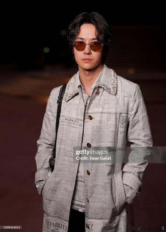 王一博Chanel看秀期间24小时阅读量破8亿​​​，什么水平[并不简单]