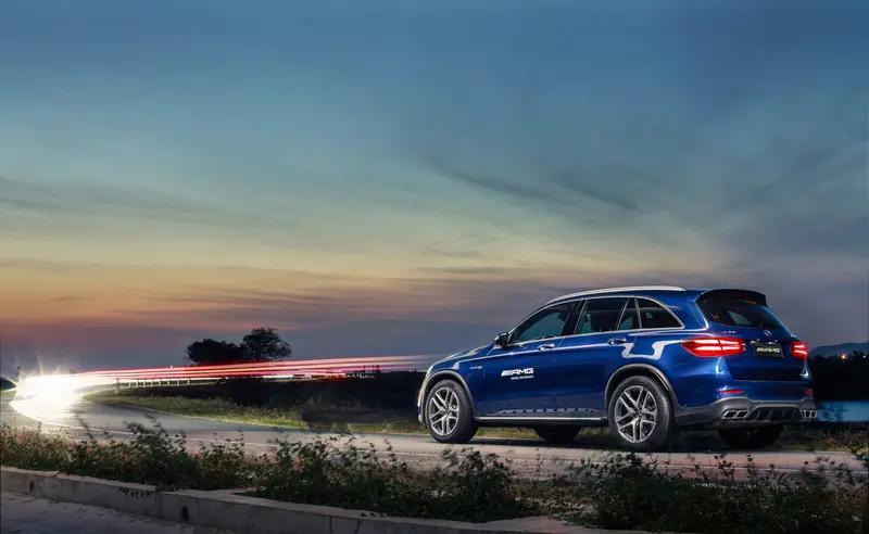 奔驰GLC现在豪华SUV三兄弟里面，奔驰GLC是卖得最好的，他的价格卖得最贵，