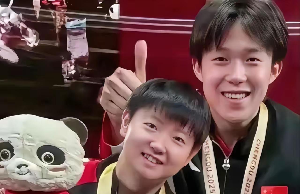 这次澳门世界杯，国乒内部怕是要争红眼了。世界第一的王楚钦，可偏偏就缺一个世界杯