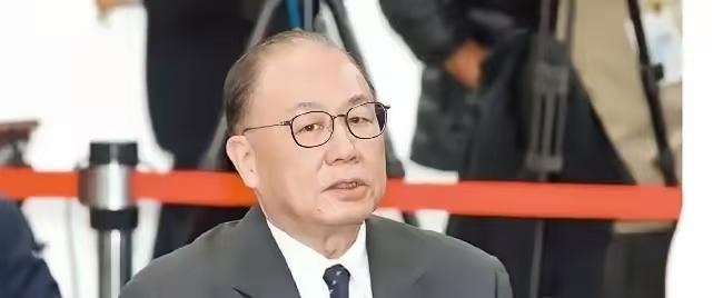 台湾前司令员陈永康爆出惊天言论，大陆很难用武力统一台湾！说白了，现阶段的台湾