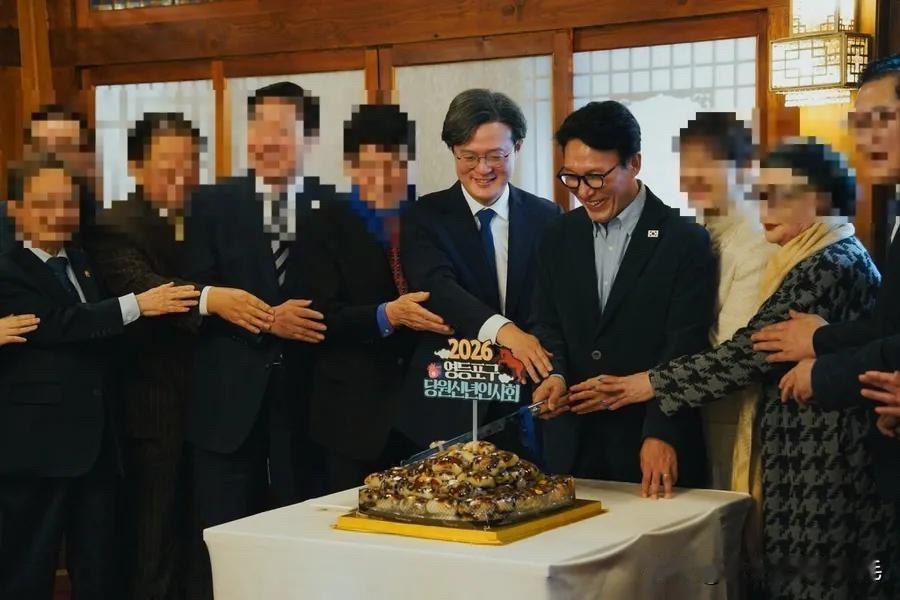 1月31日消息，韩国国务总理金民锡因涉嫌将总理官邸用作共同民主党党员活动场地、滥