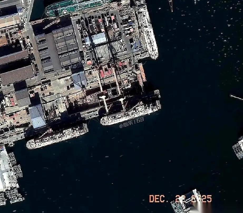 中国第四艘航母的建造消息，直接让小日子智库熬了好几个通宵。他们扒着卫星图逐帧分