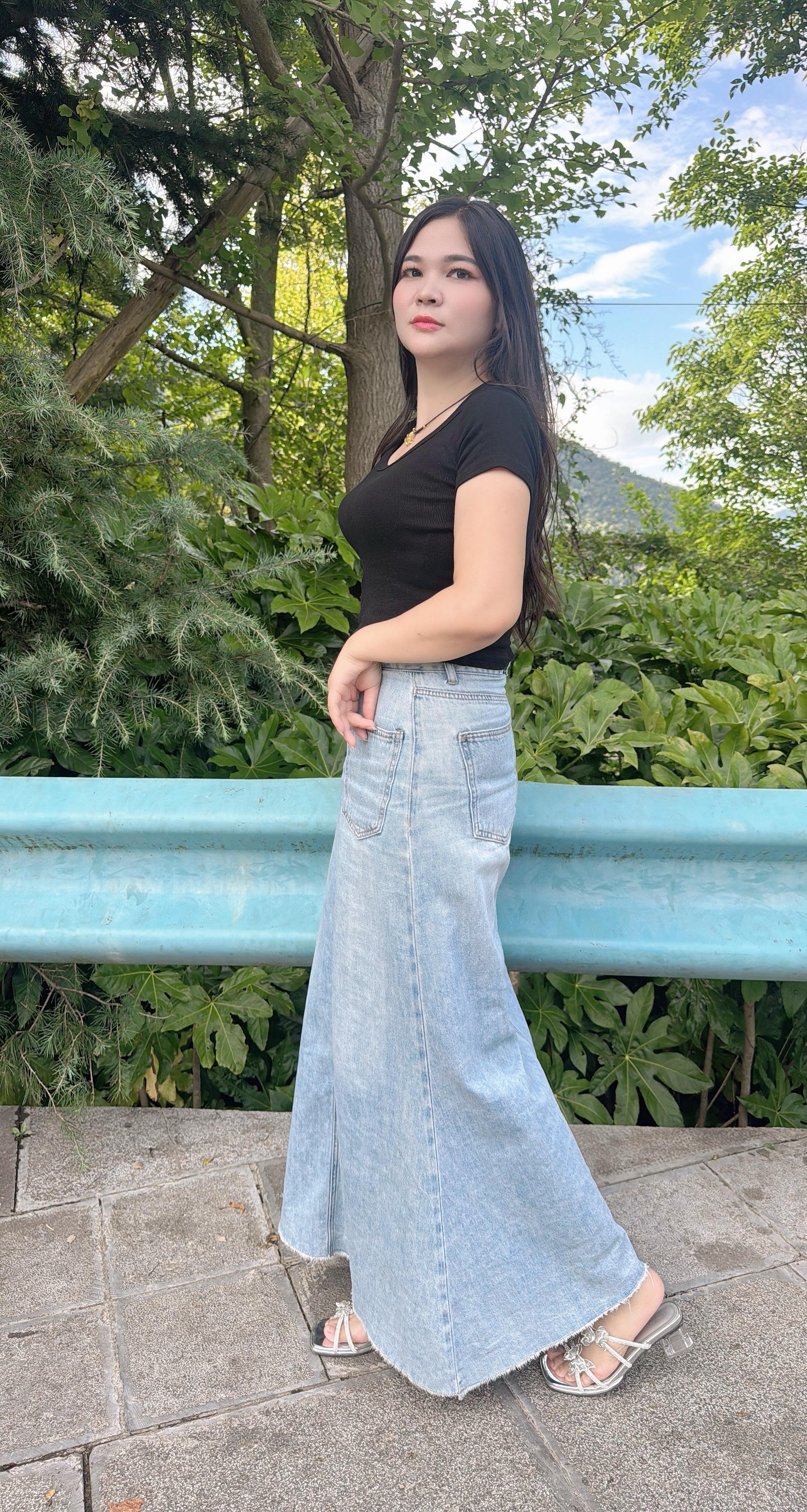 户外 山里姑娘