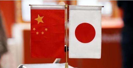 中日关系已逼近悬崖边！东海火药味浓到呛人，即便中国有巨大优势，短时间也难以收场。