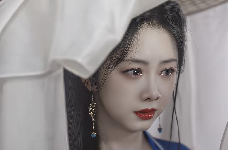 名场面了，谭松韵这次终于没被女配比下去了。在《兰香如故》里，这个戴斗笠的造型，