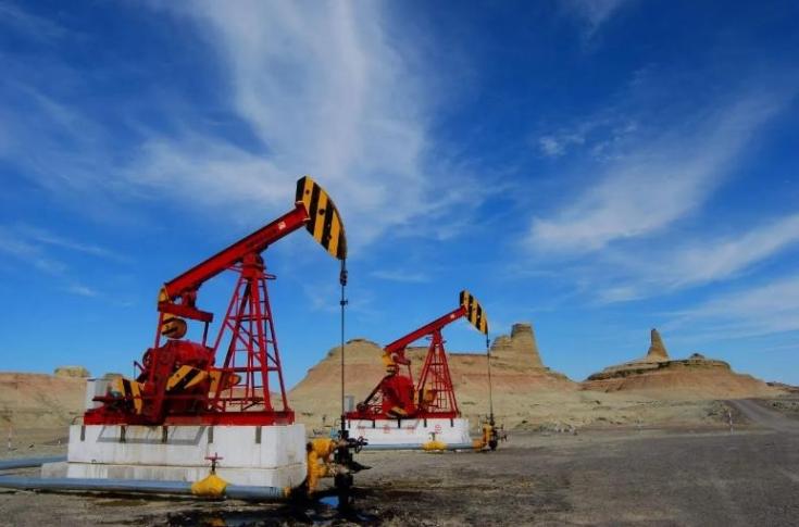 “这回中国可要栽个大跟头，把本全赔光了！”面对中国斥资参股卡沙甘油田的举动，美国