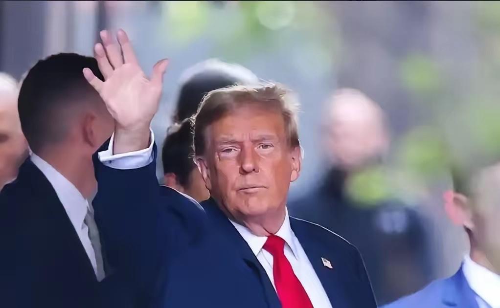 美媒终于回过味来了：中国这哪是买石油，分明是在给俄罗斯进行“大换血”。当西方制裁