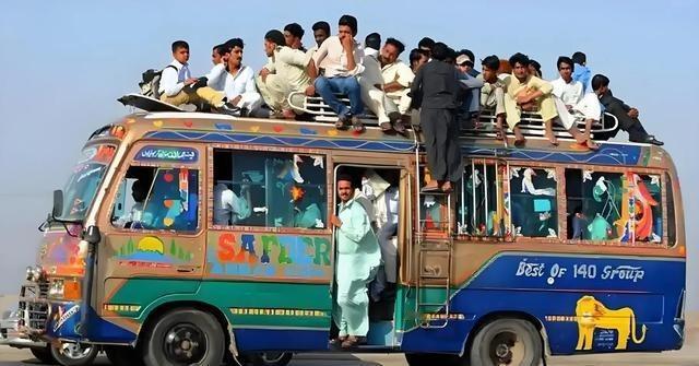 印度实际GDP顶多2万亿美元！排在美中德日英法后面，我估计略高于俄罗斯，巴西以及