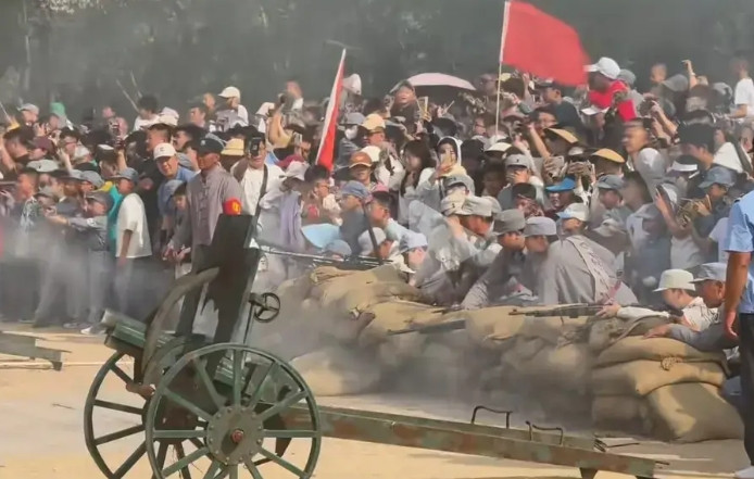 山东临沂一景区推出跟着团长打县城旅游体验，据说非常火爆。我准备抽时间和家人去体验