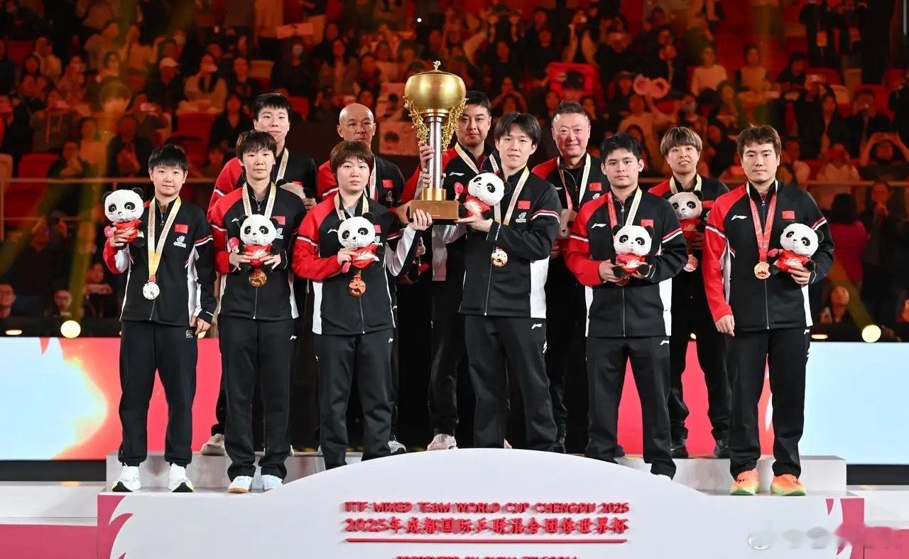 目前已知的男女队教练：男队：王皓（男主教练）、刘志强、孙逊、刘恒、崔庆磊女队：马