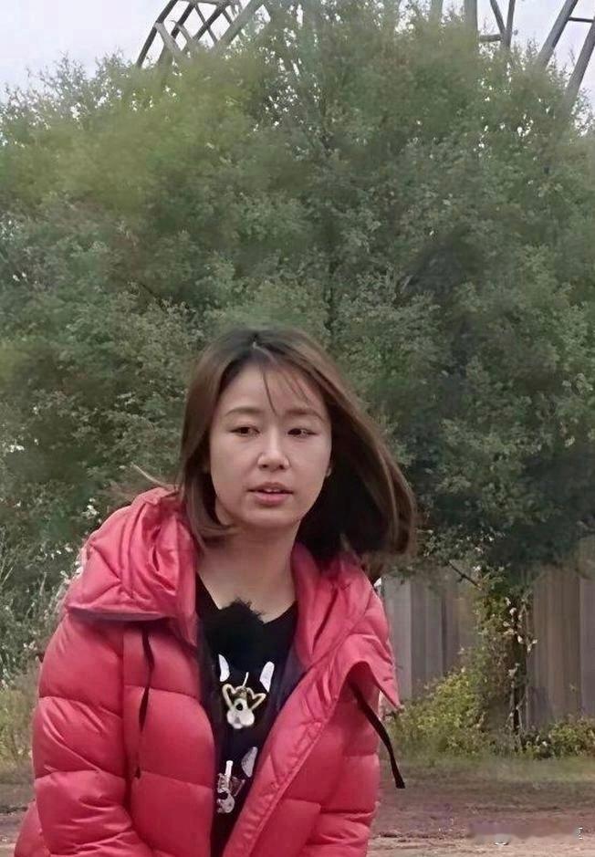 原来林心如没了美颜长这样，到底还是明星比普通人耐看
