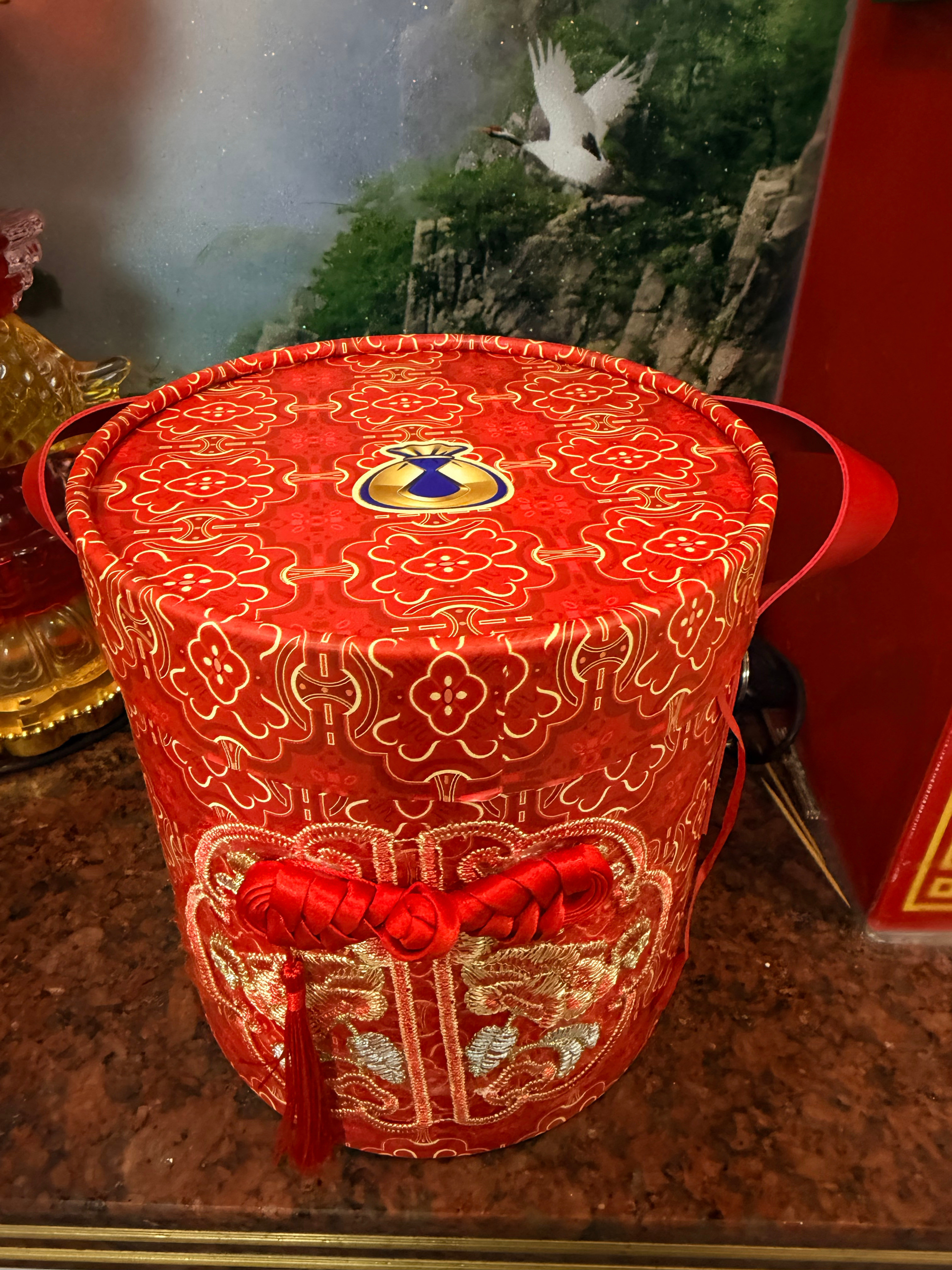 收到腾势汽车的创意周边产品，大家一起今年腾势满满，暴富暴富！！！大v聊车比亚迪