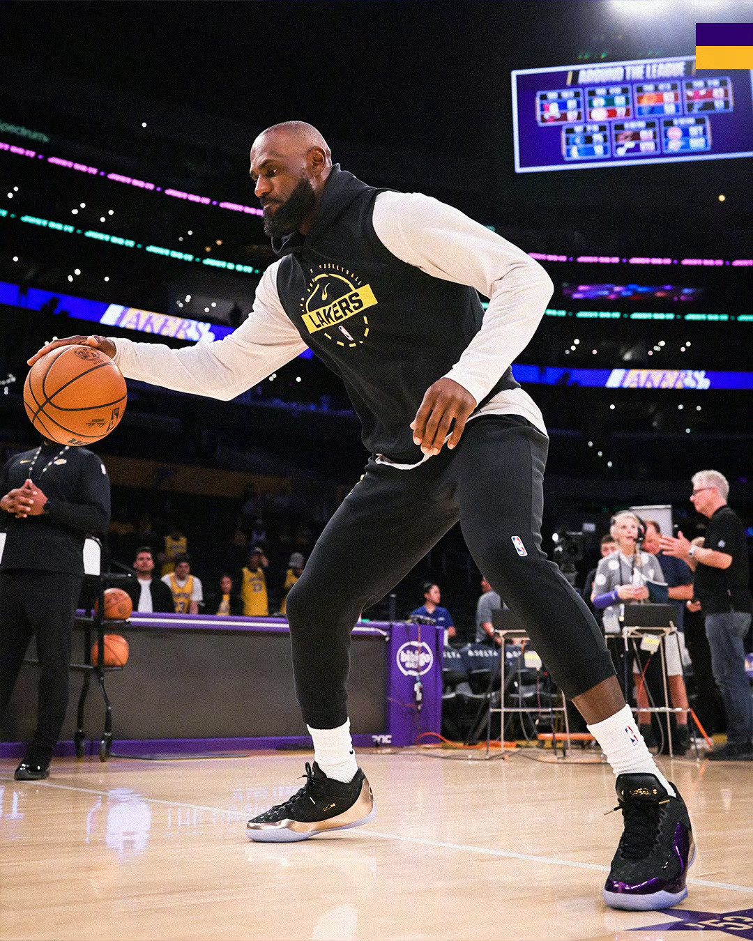 湖人120:101战胜奇才，兵不血刃拿下比赛！詹姆斯21分10篮板12助攻1盖帽