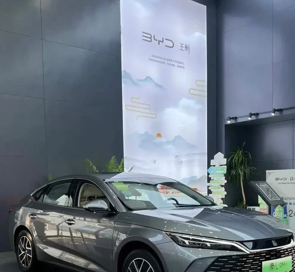 一觉醒来，车圈再度掀起惊涛骇浪，比亚迪全面降价的风暴已然来袭！整个4月比
