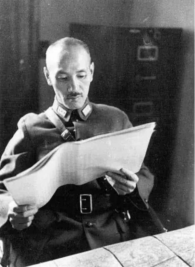 民国史上第七位大总统蒋介石不少人对蒋介石的“大总统”头衔存在认知