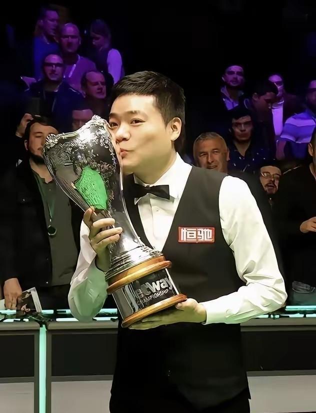 快讯！斯诺克英锦赛16强出10席！中国军团暂4人晋级！丁和赵皆晋级！