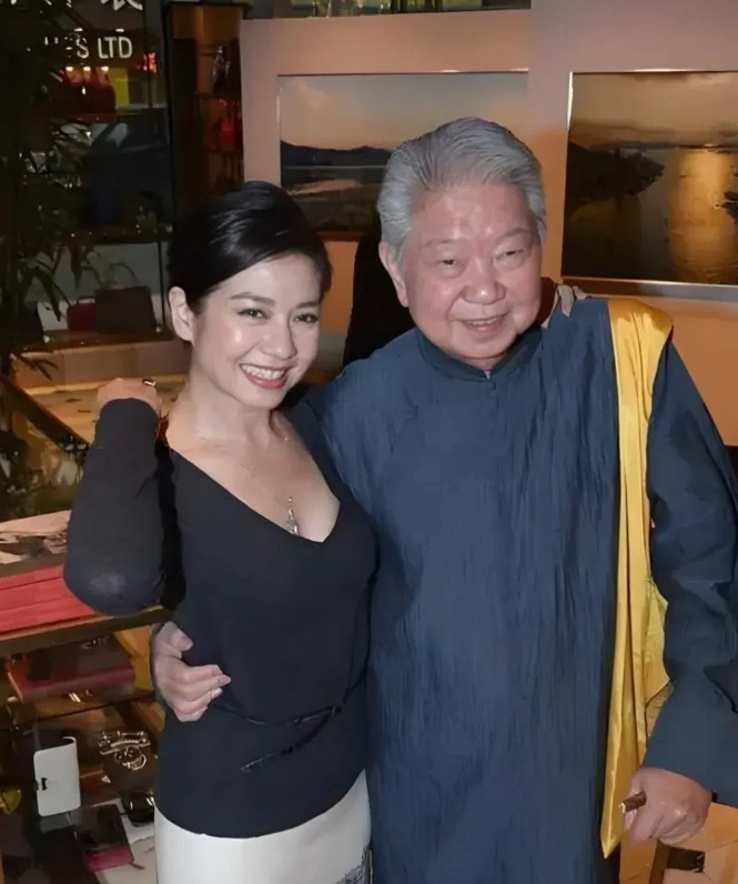 随着蔡澜的仙逝，香港四大才子时代彻底谢幕。蔡澜广东潮州人，日本大学艺术学部电影科