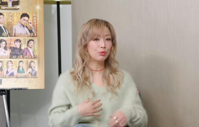 郑秀文亲口认证许志安“体贴”！三十年爱恨纠缠，真能一笔勾销吗？她的笑容太有欺