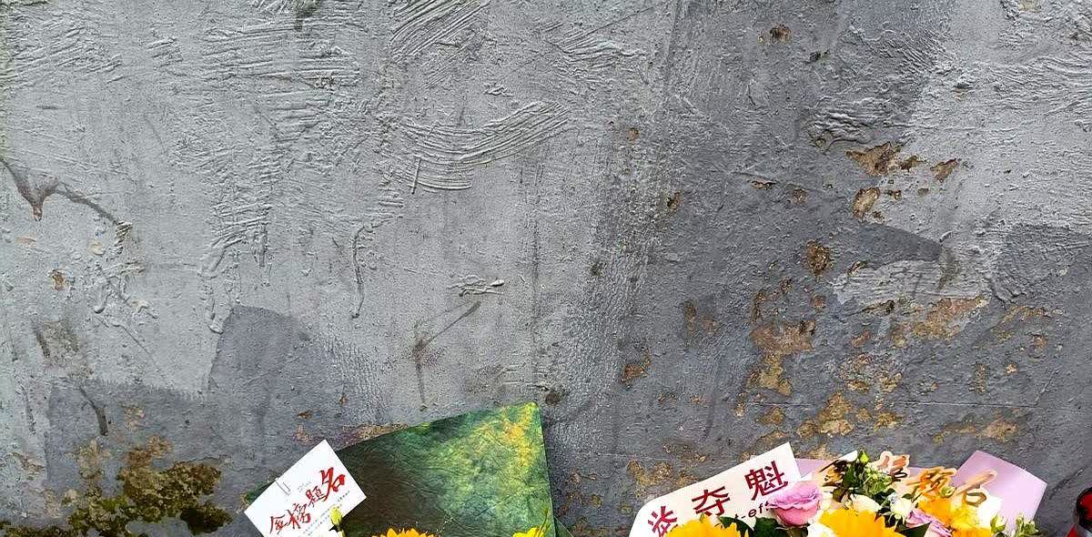 高考放榜607分，孩子把自己关起来崩溃大哭。说句大实话，有时候家长真该去