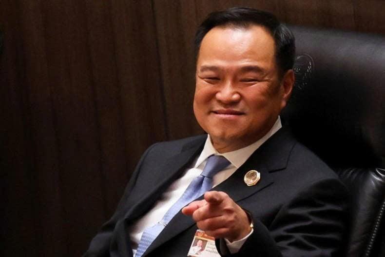 阿努廷回国后，反复强调“中泰一家亲”泰国总理阿努廷完成重磅访华行程，全程收获颇