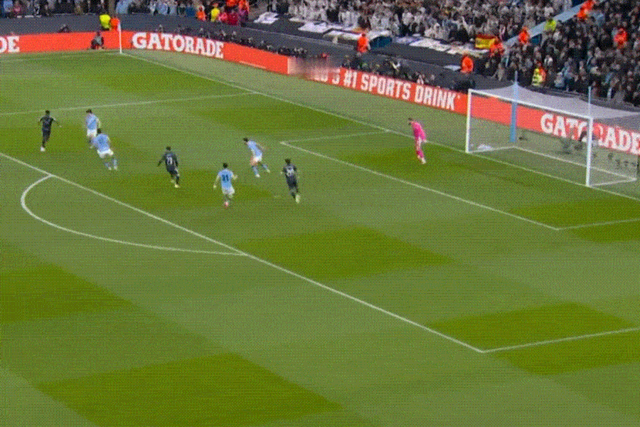 被皇马5-1淘汰，B席一个手球直接送命，曼城这夜太窝囊！凌晨这场欧冠，