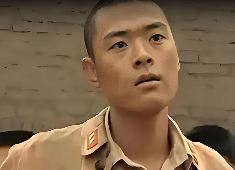 演员李幼斌曾说，拍摄亮剑，张桐扮演我的勤务兵，也就是魏和尚，他年轻，却会抢戏，想