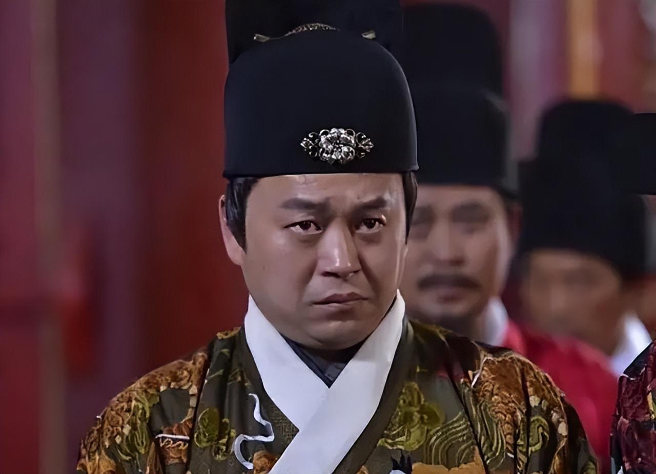 明英宗时，大太监曹吉祥图谋造反，一时犹豫不定。他假装随便问自家门客冯益，自古以来