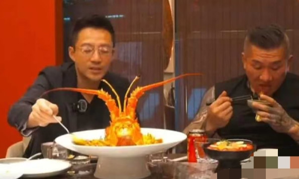 汪小菲娶马筱梅是不是找人看过啊？！你们发现没有，自从他娶了马筱梅之后，就发生