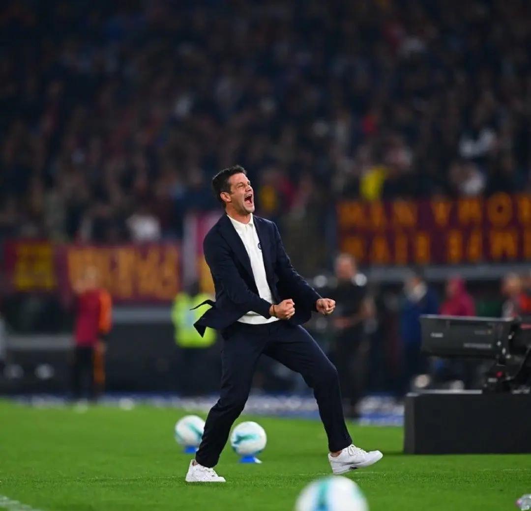 国米拴条狗都能夺冠，因为阵容在意甲断崖式领先。这句话明显就是吃不到葡萄后的阿Q心