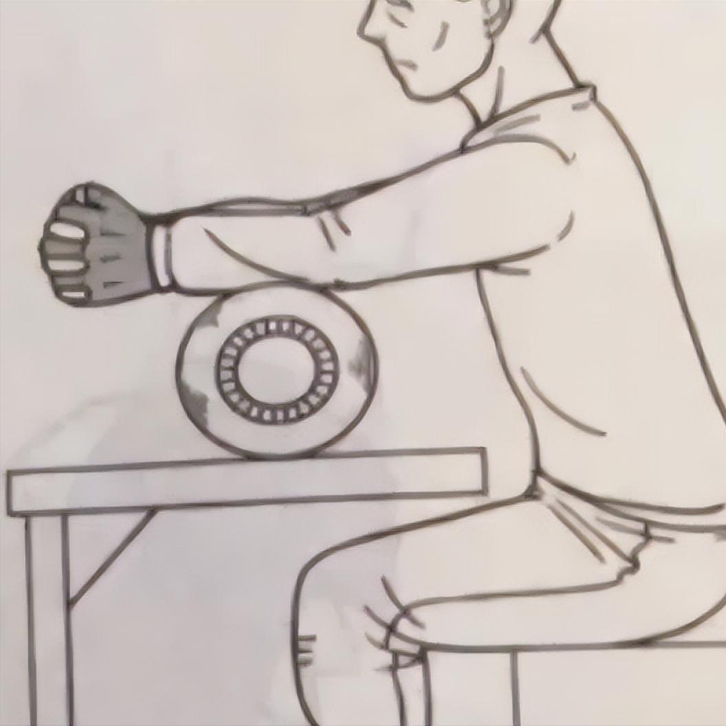 偏瘫上肢恢复慢？一个滚筒解决四大难题，在家就能练！偏瘫后，上肢最怕的不是没力气