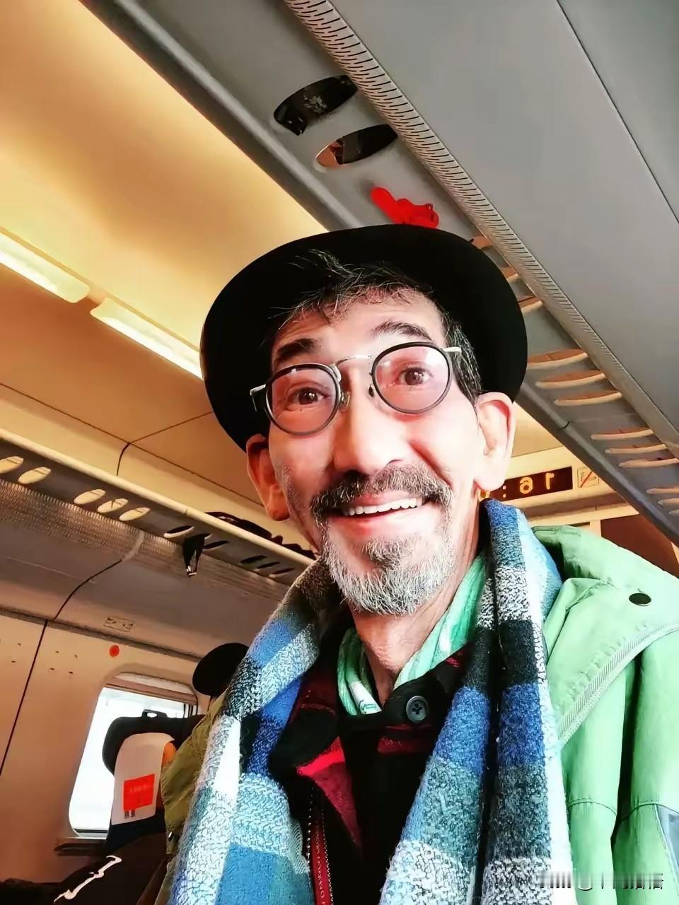 心理学家说：“人间最大的悲剧，就是你有这三种行为：第一，人穷而情深。就是一个人没