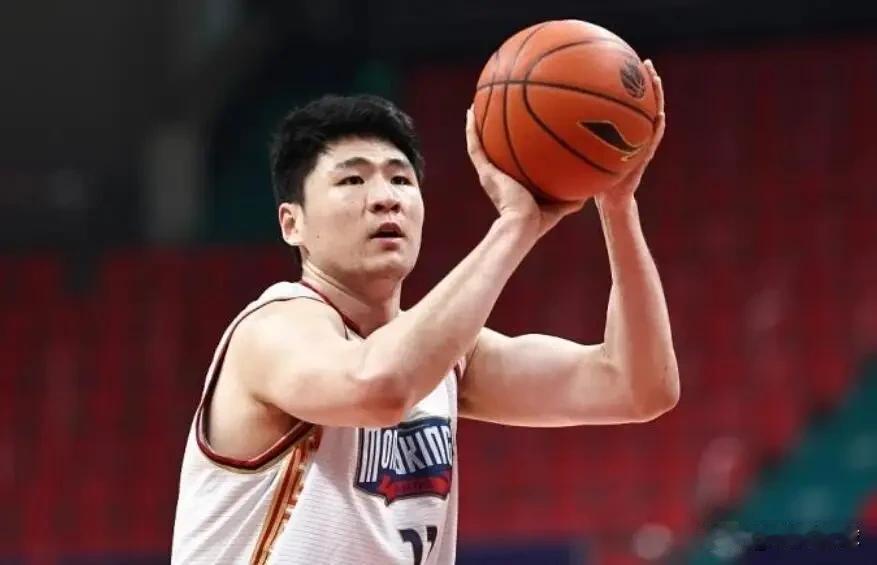 篮协介入！同曦球员赵柏清因不满球队开出顶薪合同过低，转投日本篮球联赛一事本已经尘