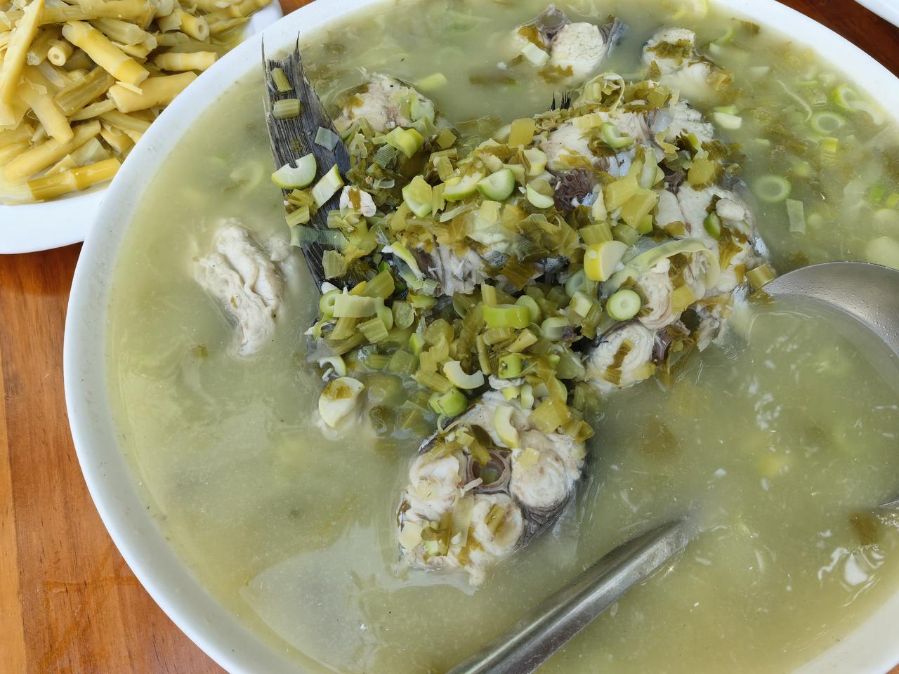 这个时节来宁波，让我告诉你吃什么鲜掉你的眉毛？清明前后，宁波迎来了美食狂飙的季节