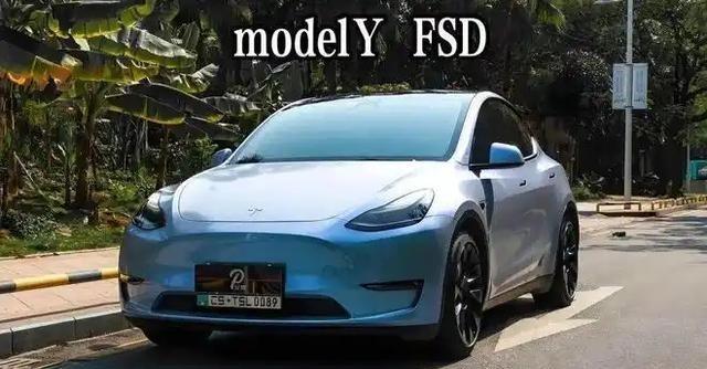 特斯拉FSD没在中国上市，原因其实很简单时间来到今年，特斯拉的FSD依
