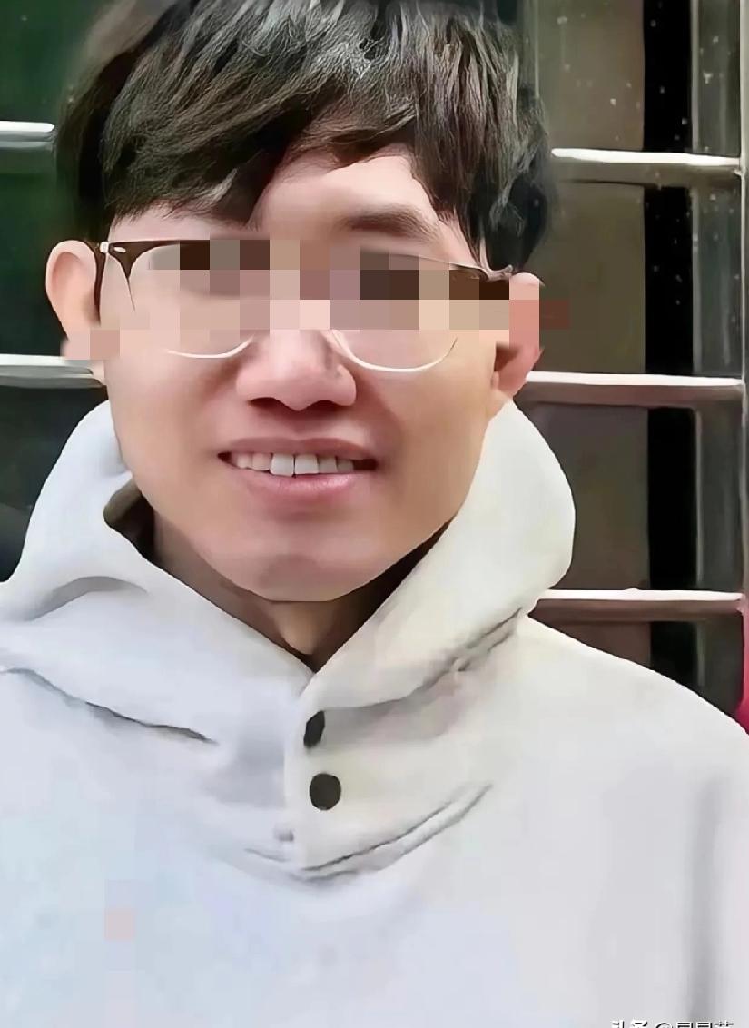 今年A股最魔幻的一笔账直接击穿了无数人的认知底线。梁文锋的量化基金，硬生