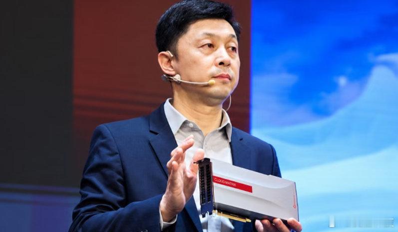 【燧原科技CEO赵立东回应上市】9月11日，成立八年半的燧原科技正式登陆科创板。