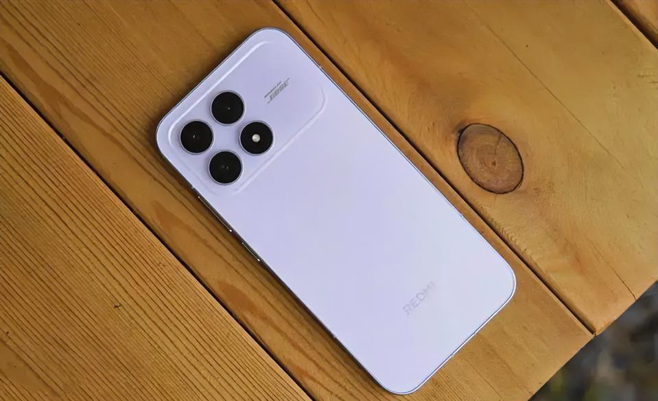 小米18/K100系列曝光：小屏、续航、长焦三方向精准卡位换机总要在尺寸、