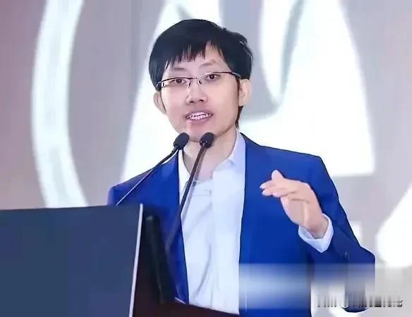 雷军有句话风来了猪都能飞话糙理不糙据彭博亿万富翁指数，梁文锋目前身家约