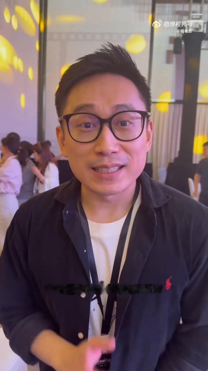 别人都是班底抬演员，檀师这是演员抬新人导演和编剧