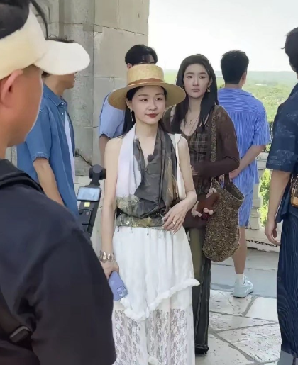 大家不要再羡慕金靖了，仅仅是一个条件，很多人就无法达到​​​