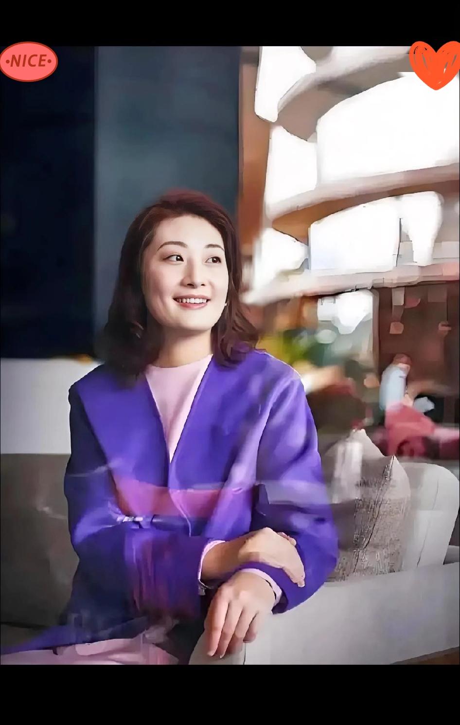 宗馥莉离职后，娃哈哈风云变幻宗馥莉离职，仅仅四天后，娃哈哈内部便“变天”了。