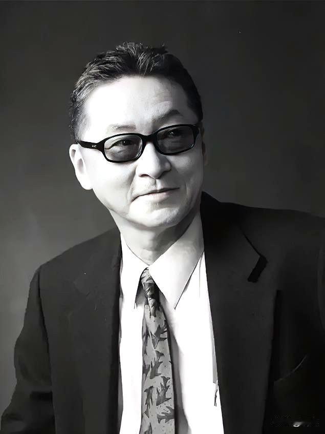 李敖说：“人生几乎所有欲望，都是由性冲动——这是最原始的欲望驱动和延伸来的。如果