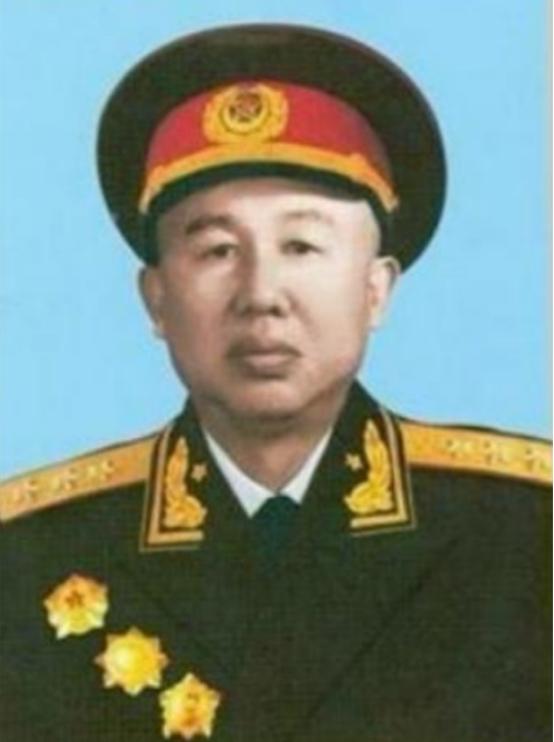 1949年，罗荣桓偶遇察哈尔军区司令员王平，准备让他担任13兵团政委，聂荣臻却果