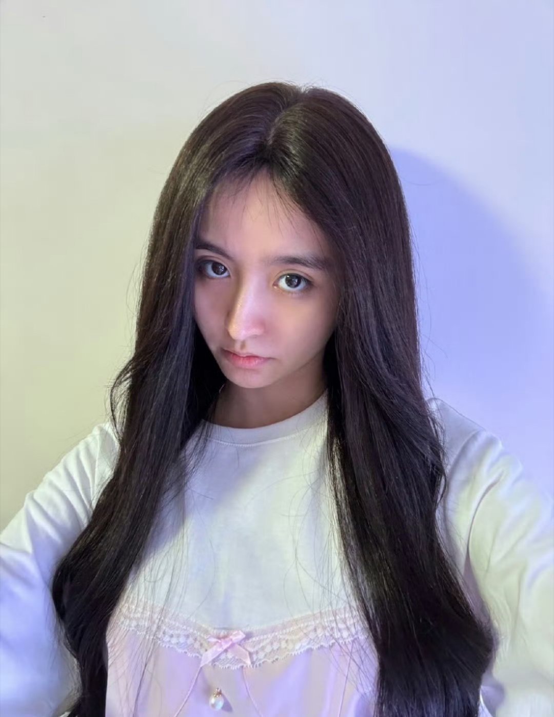 金子涵剃寸头姐姐的颜值真的可以驾驭任何发型，寸头也好美！​​​