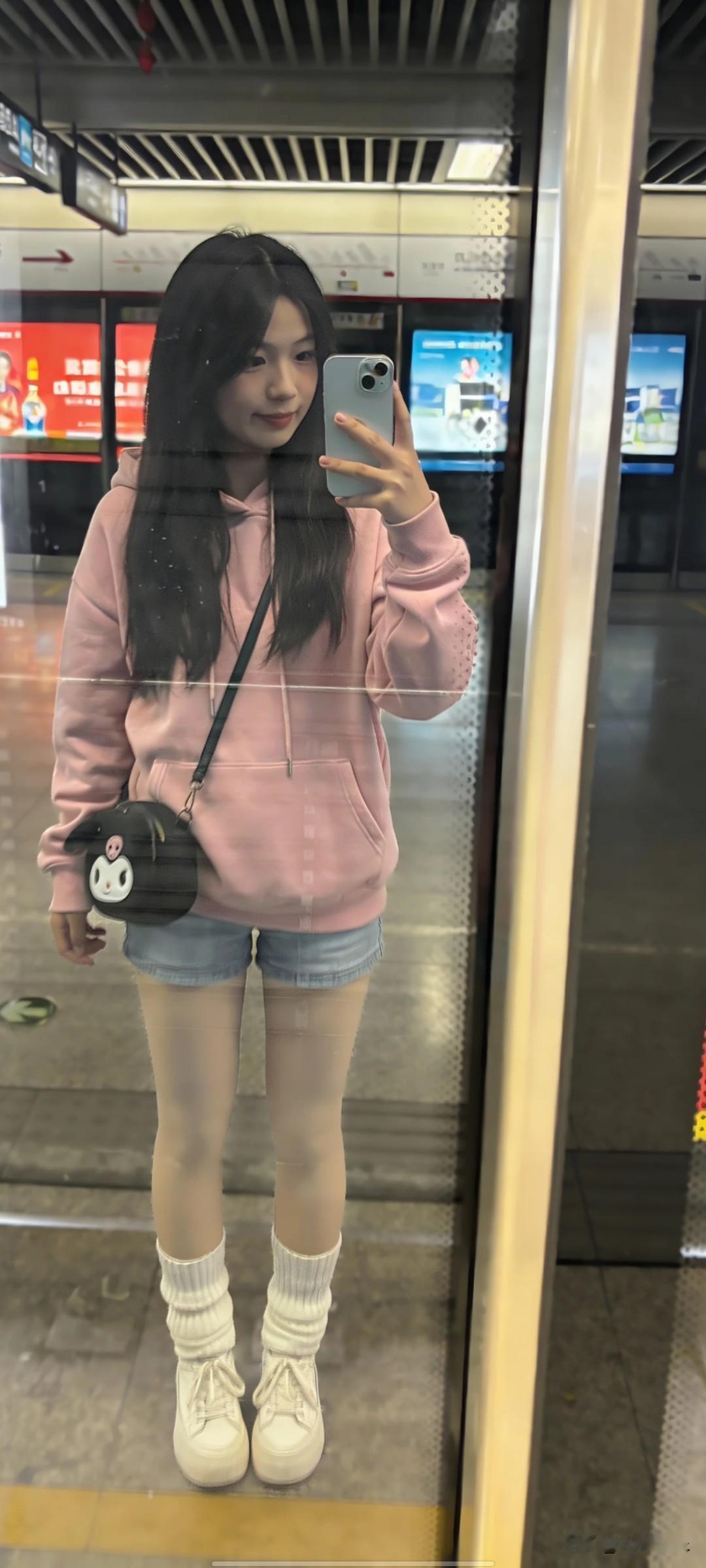 有什么舒服好看的女生穿搭