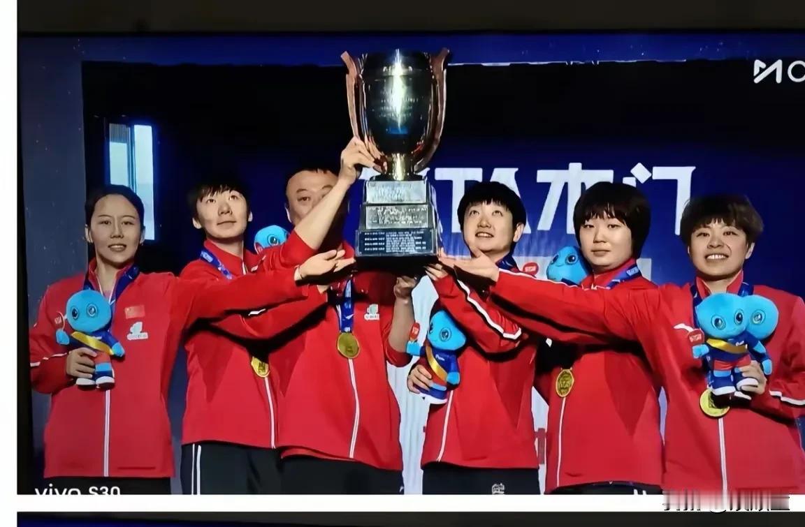 以前不理解，为什么体育行业很多人，个人明明没有太大的成绩，都有世界冠军的头衔，起