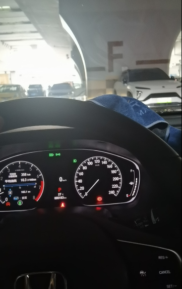 雅阁的油耗目前500多公里，跑了一小段高速，油耗在8.5，已经尽力了，雅阁的外